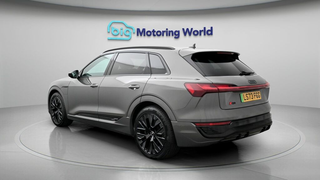 Audi Q8 e tron Black Edition LS73FGG Grey #5