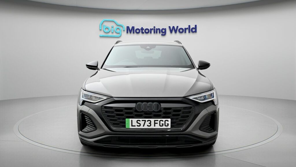 Audi Q8 e tron Black Edition LS73FGG Grey #2
