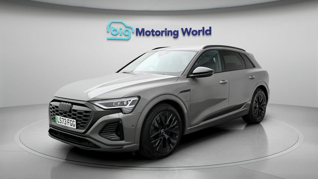 Audi Q8 e tron Black Edition LS73FGG Grey #3