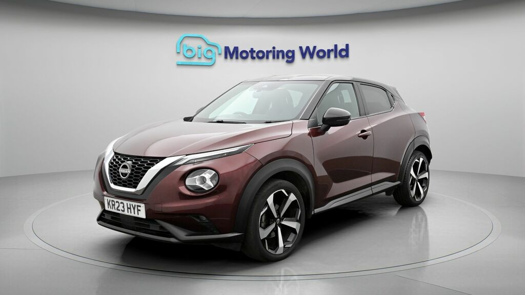 Nissan Juke Tekna KR23HYF Red #3