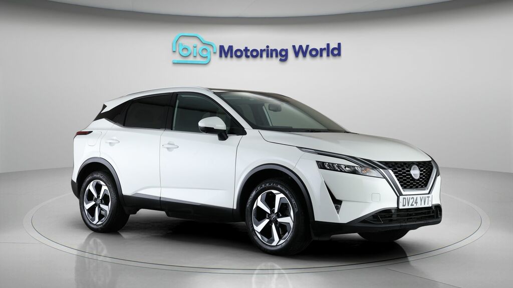 Nissan Qashqai N-connecta White