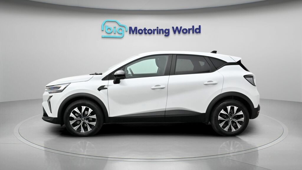 Renault Captur Evolution White #4