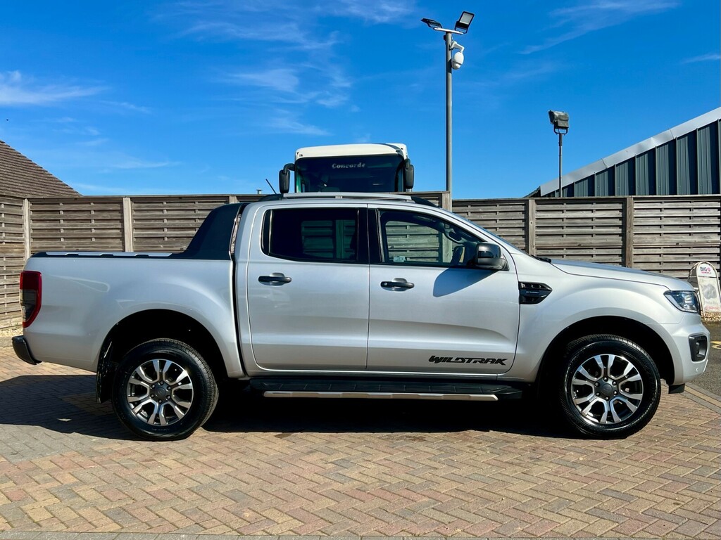 Ford Ranger Tdci 213 Wildtrak Ecoblue 4Wd Double Cab With Roll YE71TOV Silver #2
