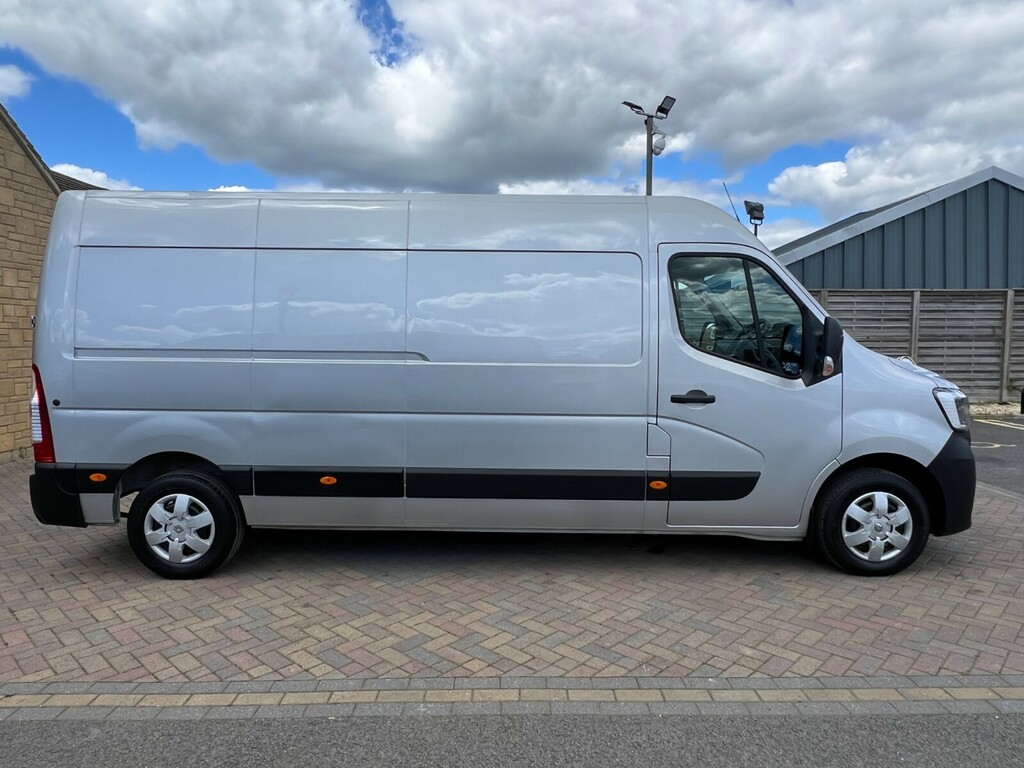 Renault Master Lm35 Dci 135 Business Plus Lwb Medium Roof Fwd 22 YF72UTA Grey #2