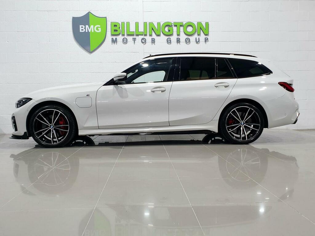 BMW 3 Series Estate 2.0 330E 12Kwh M Sport Touring Euro 6 YE21VZH White #4