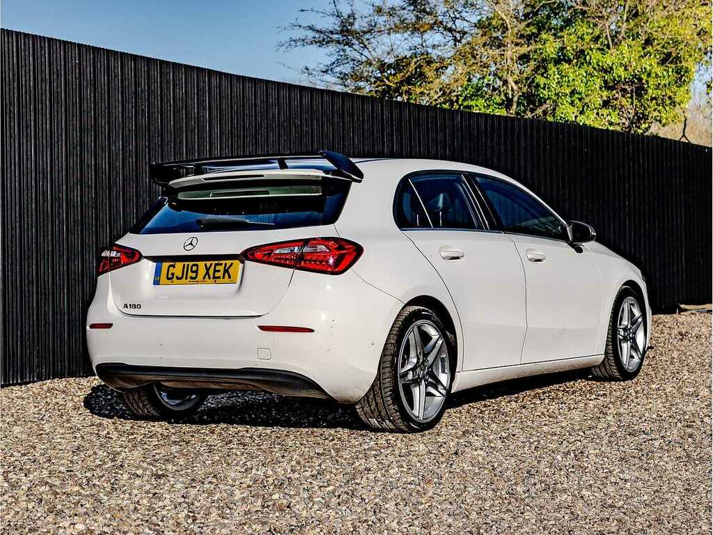 Mercedes-Benz A Class 180 Se GJ19XEK White #5