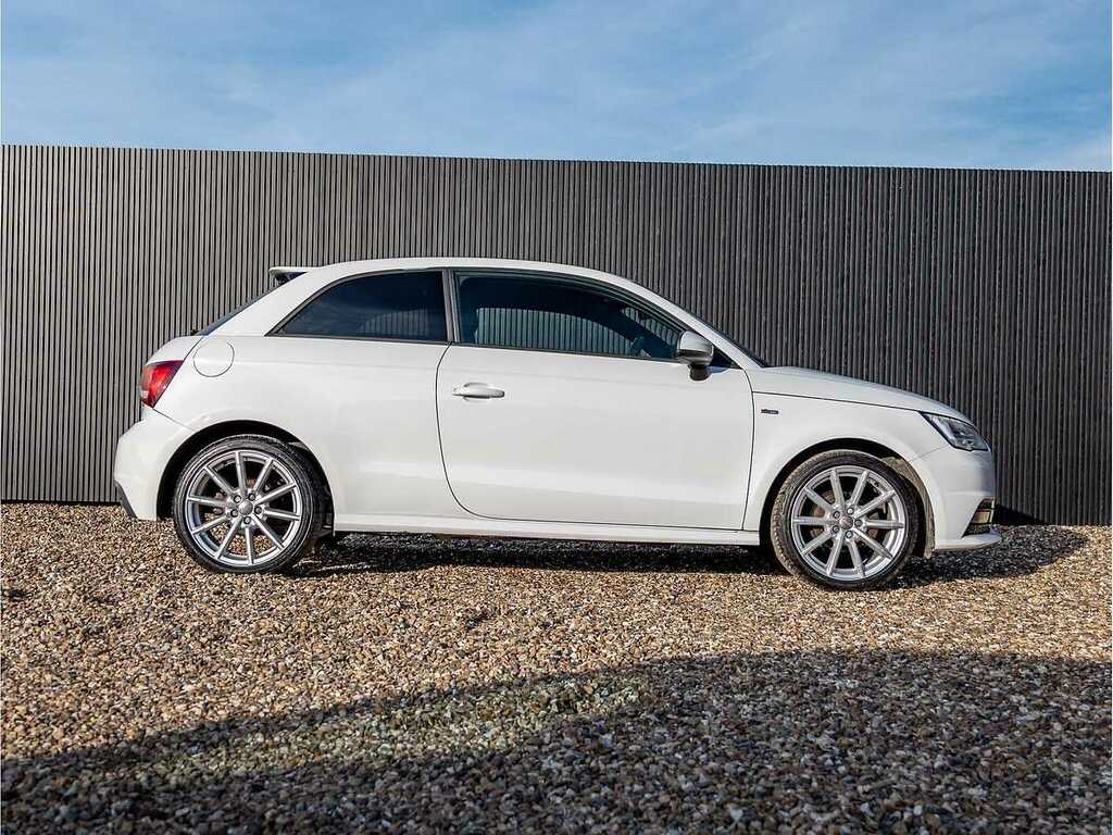 Audi A1 S Line Nav Tfsi S-a GJ68CZR White #4