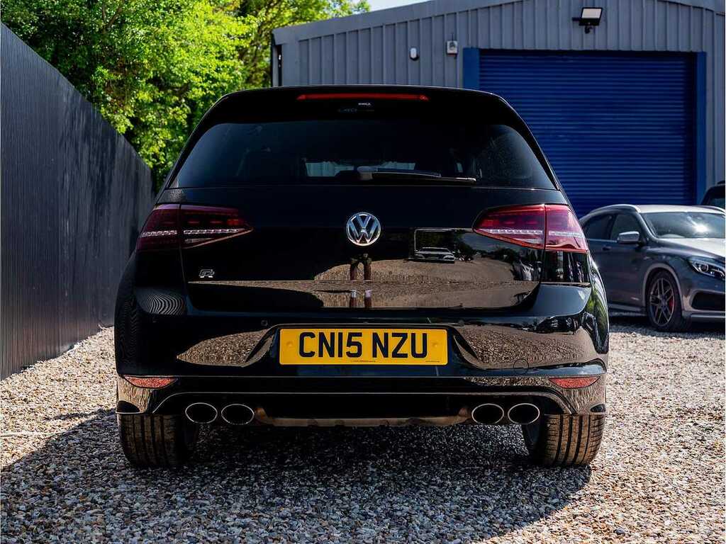 Volkswagen Golf R Black #6