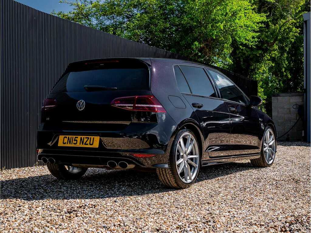 Volkswagen Golf R Black #5