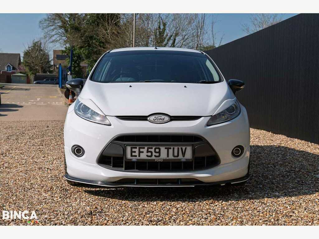 Ford Fiesta Zetec S 120 EF59TUV White #2