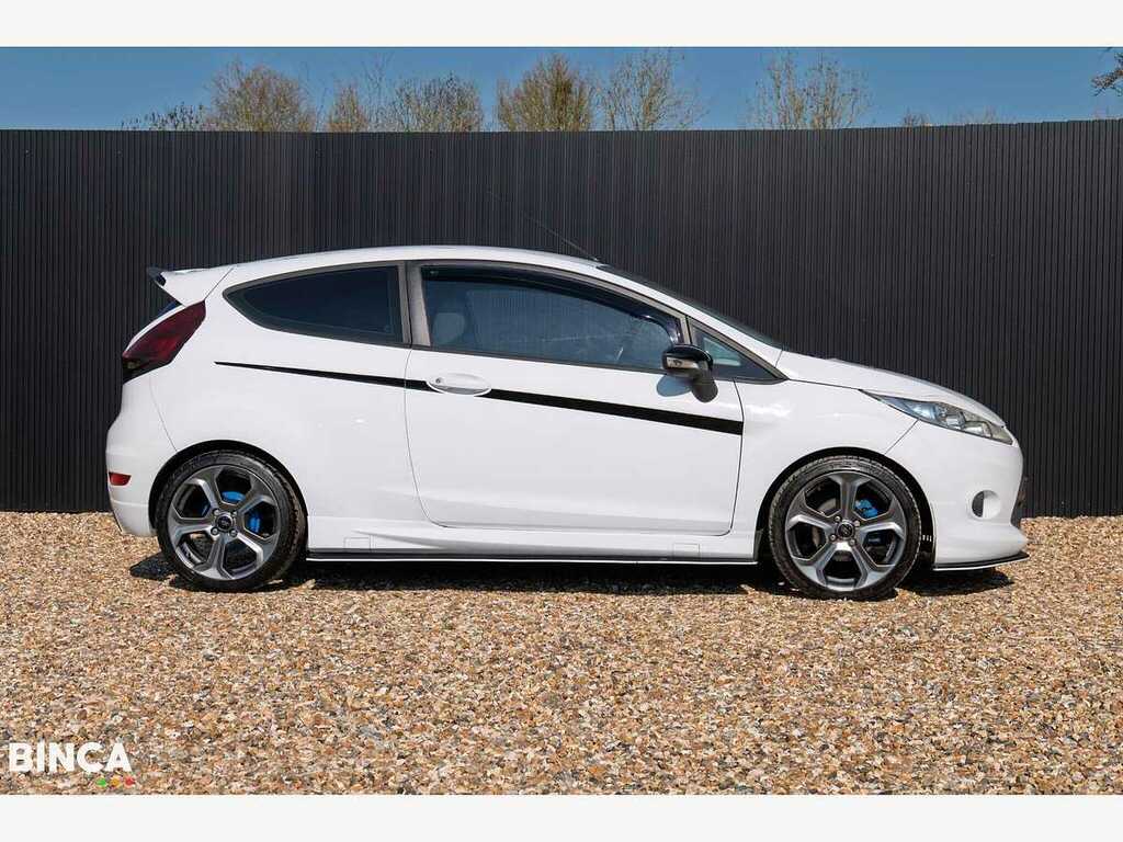 Ford Fiesta Zetec S 120 EF59TUV White #6