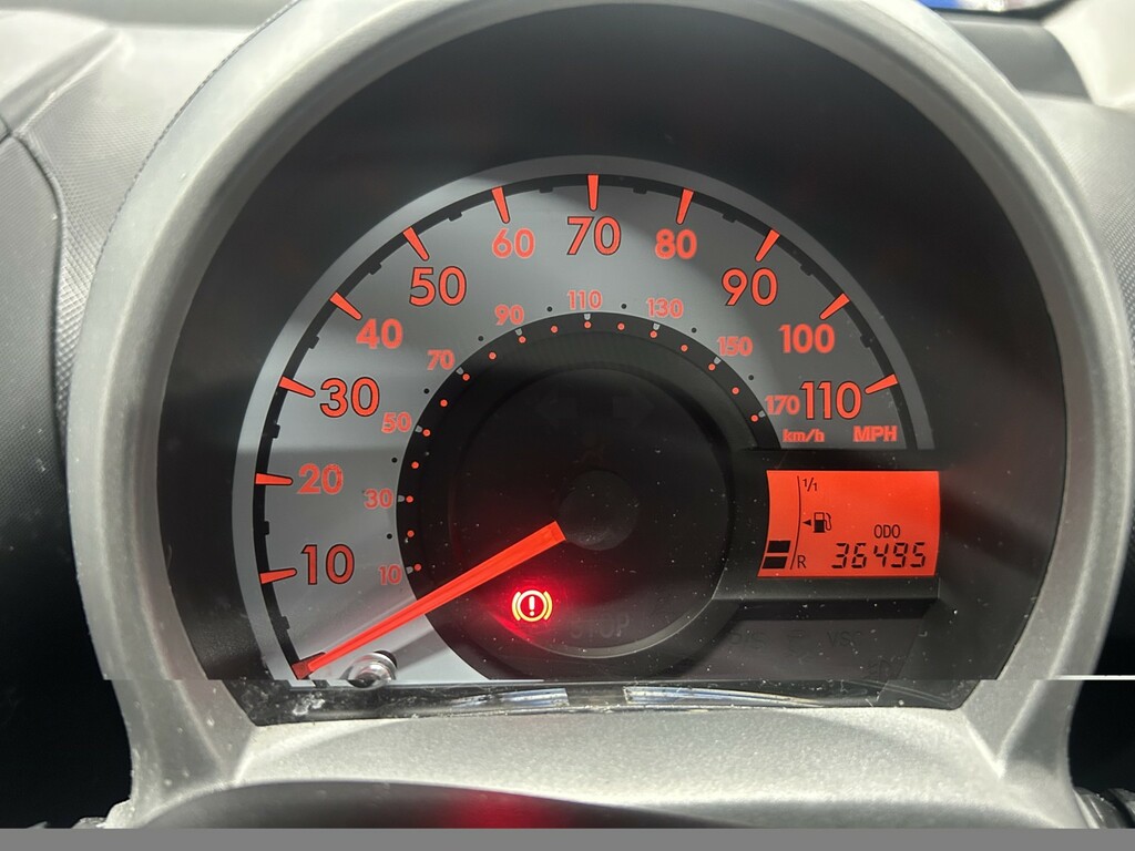Peugeot 107 Hatchback 1.0 12V Active 201313 Silver #5