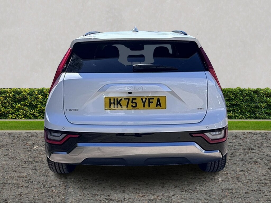 Kia Niro 1.6 Gdi 136 Hybrid Evolve Dct HK75YFA White #4