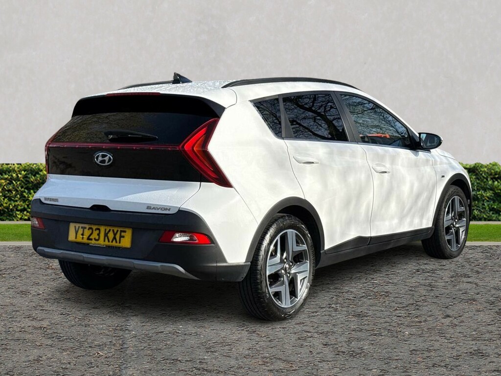 Hyundai Bayon 1.0 Tgdi 120 48V Mhev Premium YT23KXF White #3