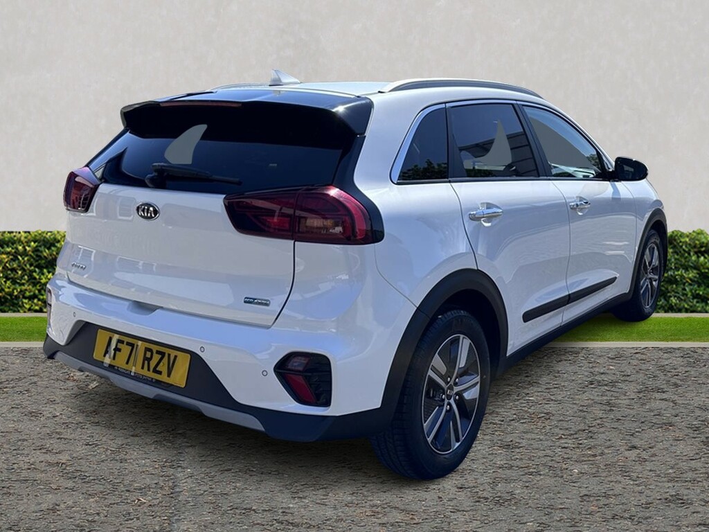 Kia Niro 1.6 Gdi Hybrid 2 Dct White #3