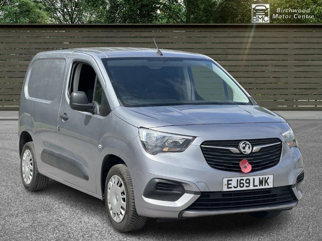 Vauxhall Combo 1.2L Sportive Grey
