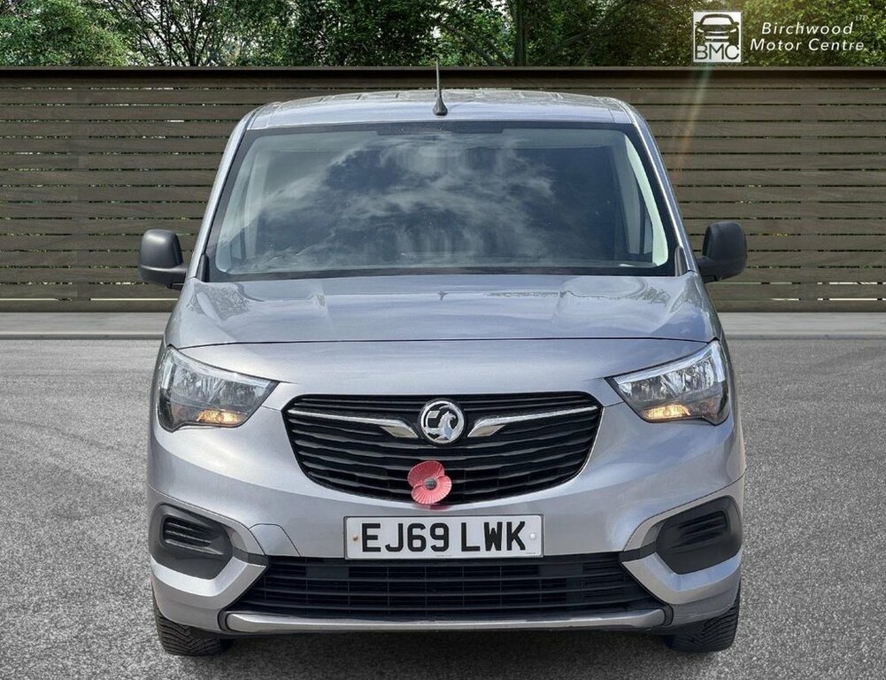 Vauxhall Combo 1.2L Sportive Grey #2