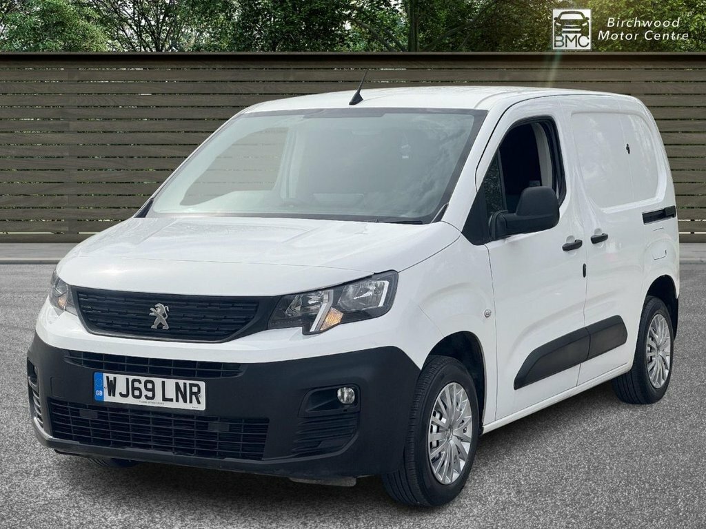 Peugeot Partner 1.5L Professional WJ69LNR White #3