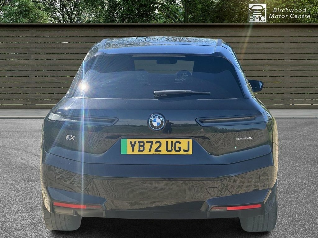 BMW iX Suv YB72UGJ Black #6