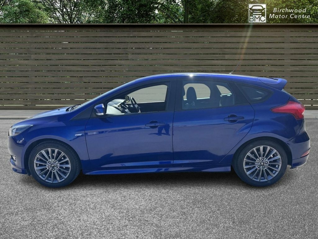 Ford Focus 1L St-line WP17TOV Blue #4