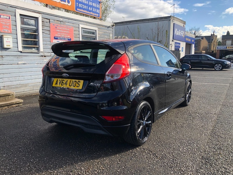 Ford Fiesta Zetec S Black Edition AV64UOS Black #4
