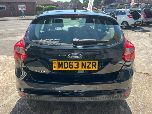 Ford Focus 1.6 Zetec Hatchback MD63NZR Black #5