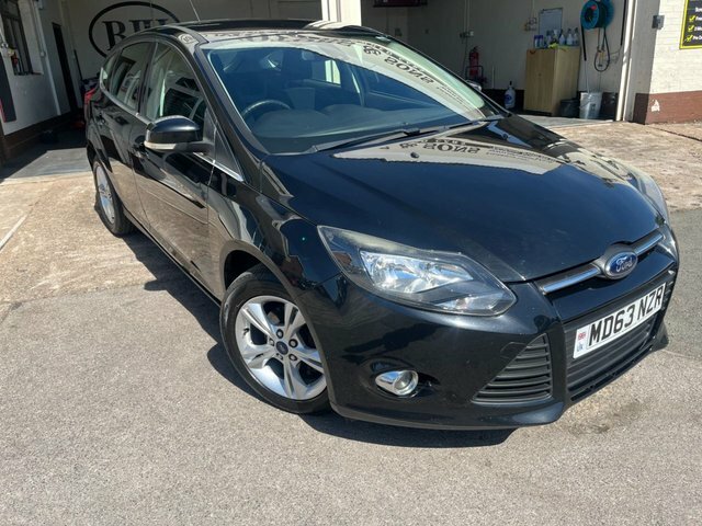 Ford Focus 1.6 Zetec Hatchback MD63NZR Black #2