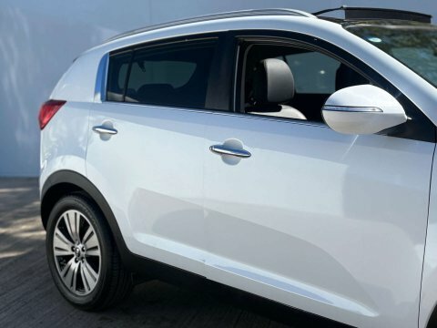 Kia Sportage 2.0 Sportage Kx-4 White #3