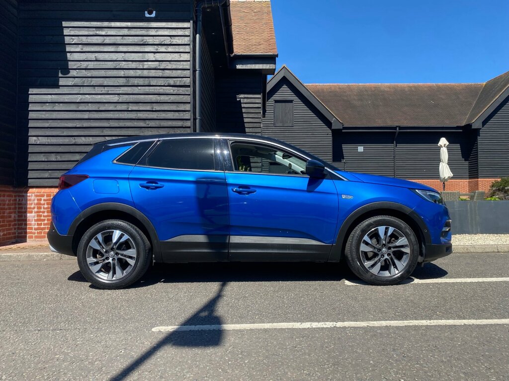 Vauxhall Grandland X 1.2 Turbo Gpf Sport Nav Suv Euro DY68YXO Blue #2
