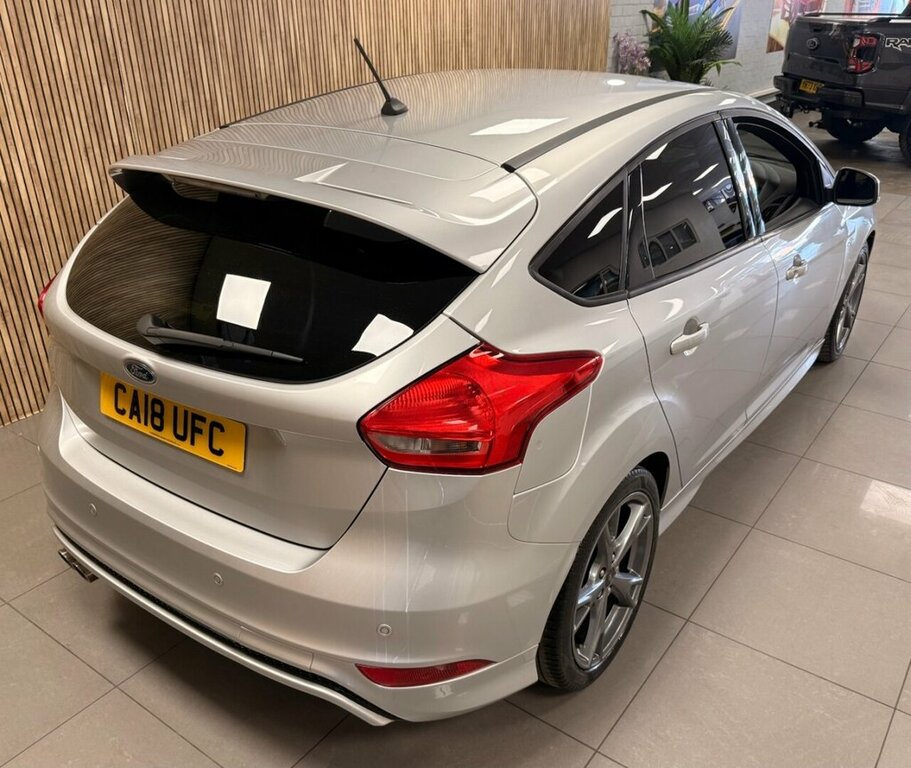 Ford Focus 1L St-line X CA18UFC Silver #6