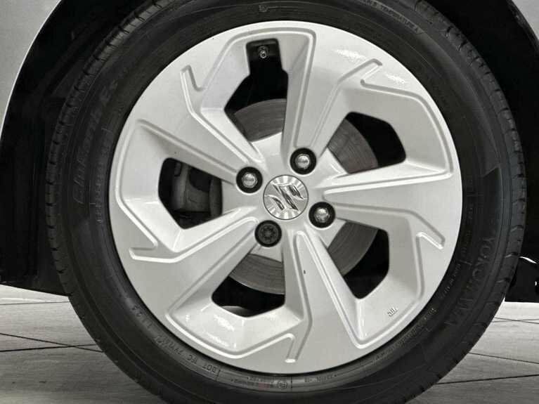 Suzuki Swift 1.2 Mild Hybrid Motion NK75OHD  #4