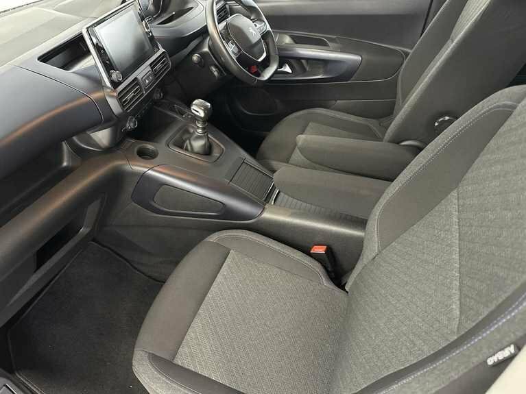 Peugeot Rifter 1.5 Bluehdi 100 Allure SB21KNF Grey #4
