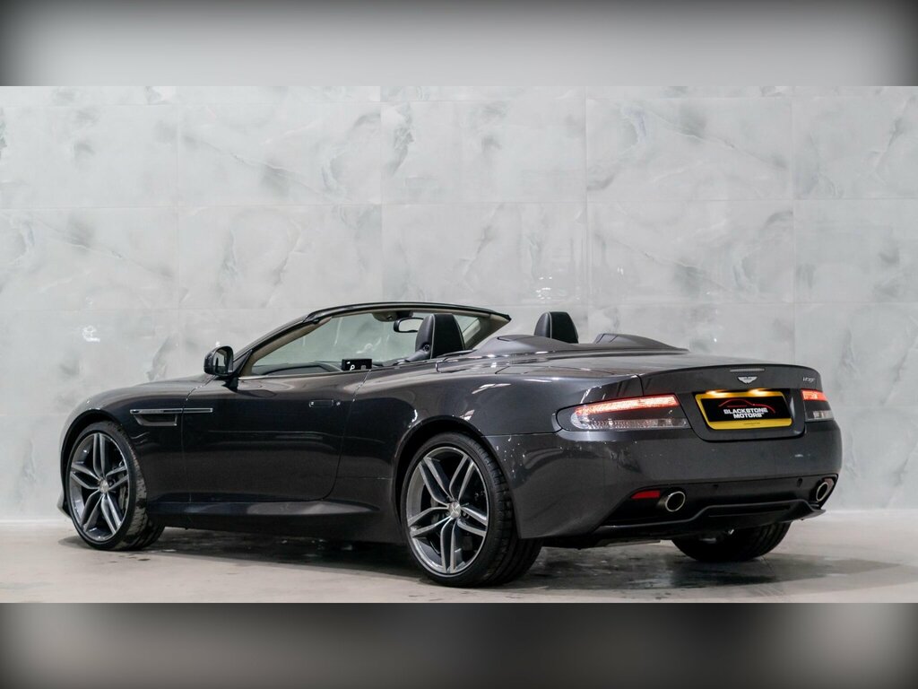 Aston Martin Virage Silver #4