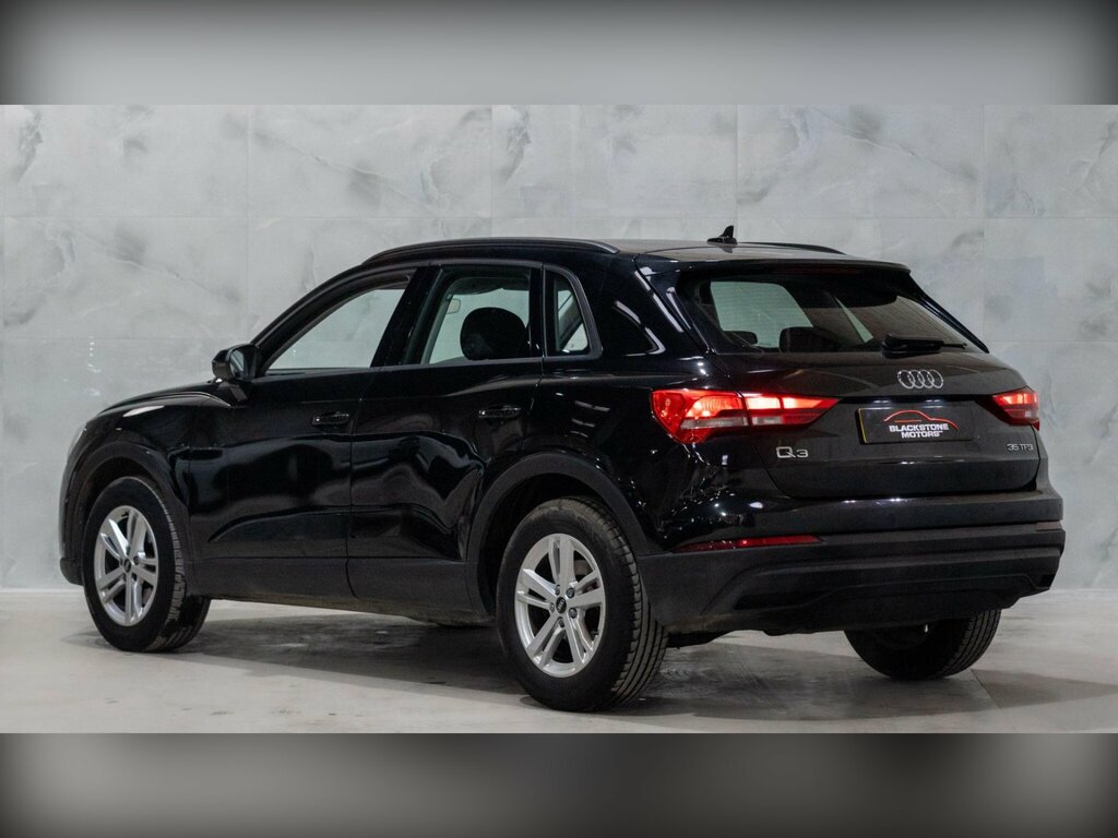 Audi Q3 1.5 Tfsi Cod 35 Technik S Tronic Euro 6 Ss LP72ORN Black #4
