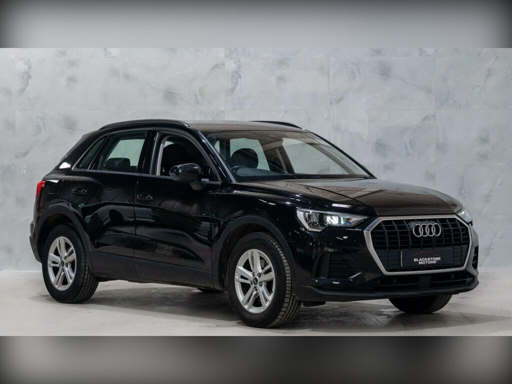 Audi Q3 1.5 Tfsi Cod 35 Technik S Tronic Euro 6 Ss Black