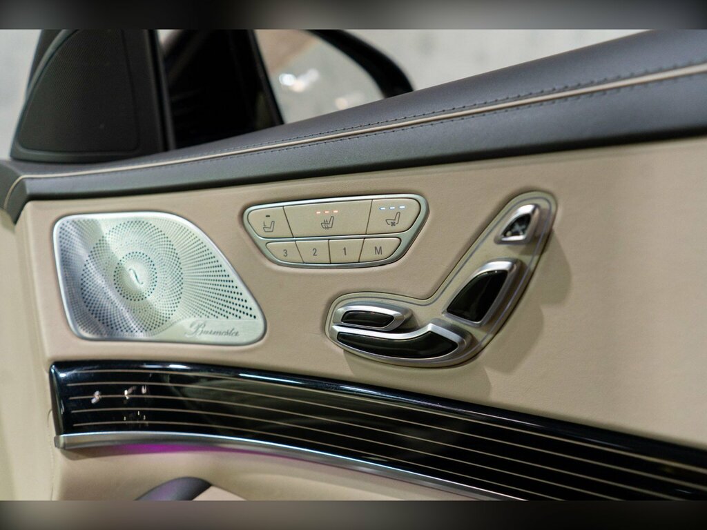 Mercedes-Benz Maybach S Class S 650 Maybach Blue #39