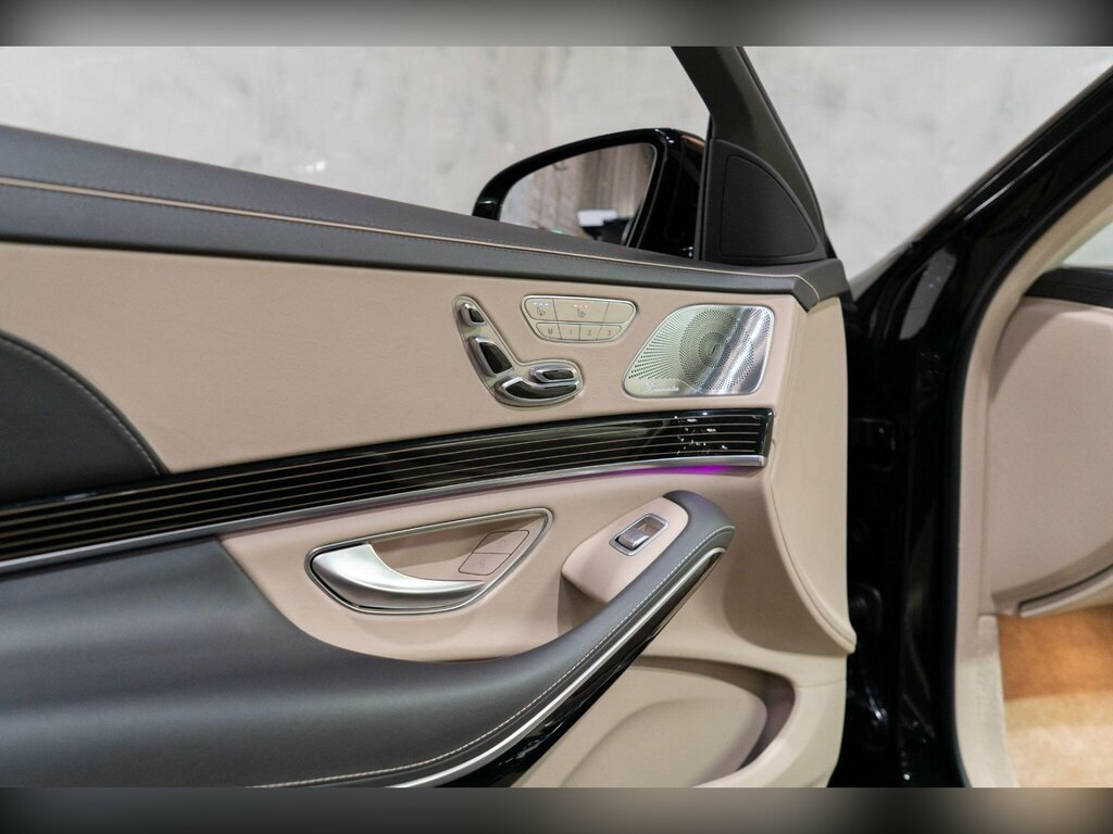 Mercedes-Benz Maybach S Class S 650 Maybach Blue #41