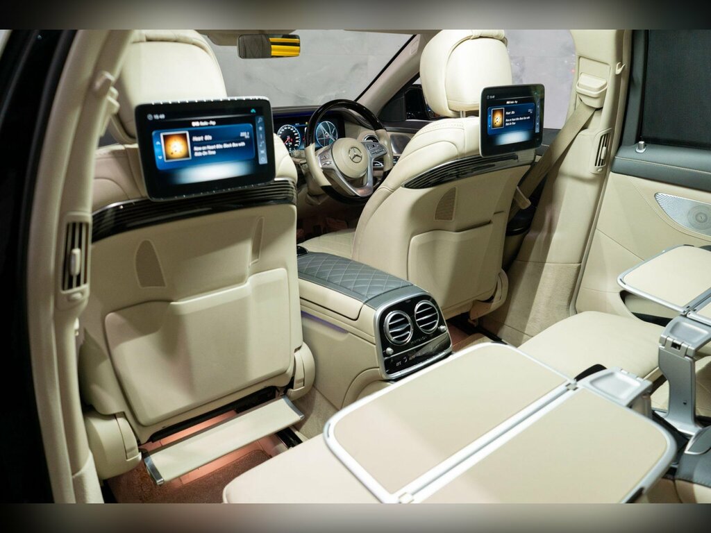 Mercedes-Benz Maybach S Class S 650 Maybach Blue #19