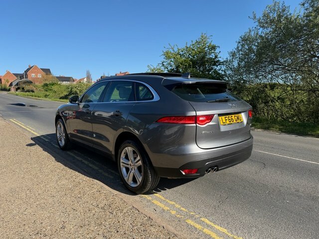 Jaguar F-Pace 2.0 D180 Portfolio Suv Awd Euro 6 LF66GMU Grey #6