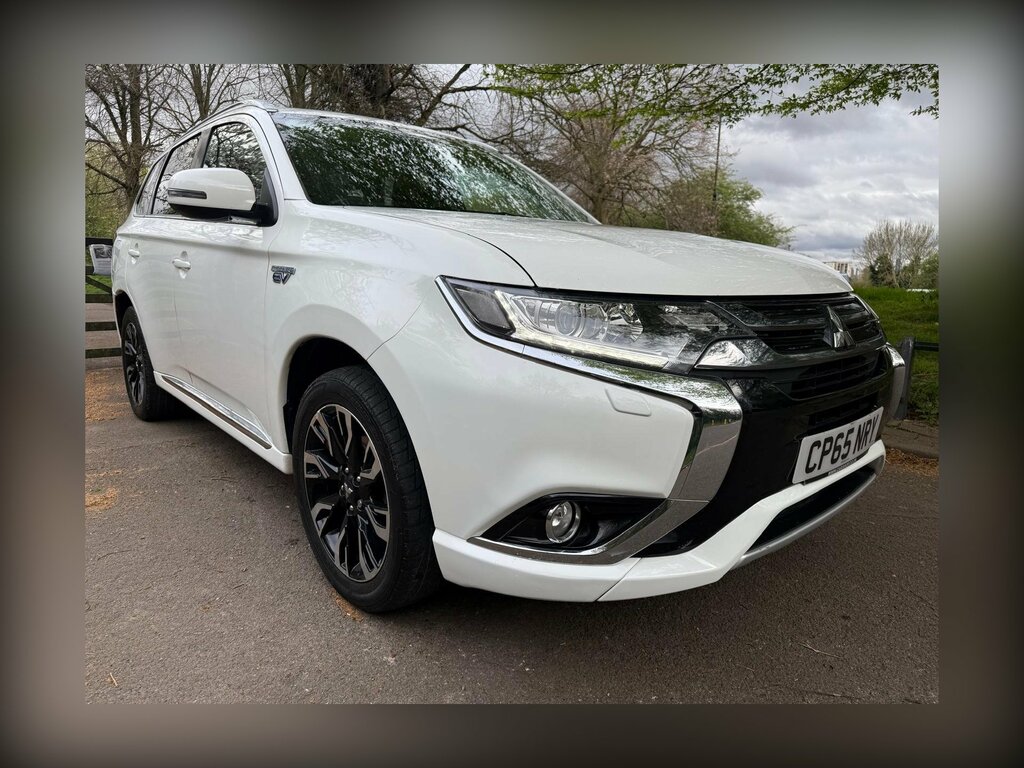 Mitsubishi Outlander 2.0H 12Kwh Gx3h Suv Plug-in Hybrid Cvt White