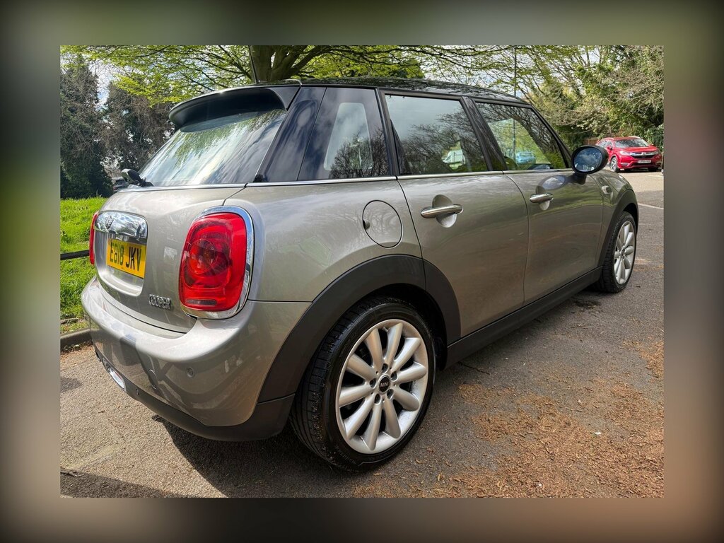 Mini Hatch 1.5 Cooper Hatchback Steptronic Euro 6 EO18JKV Silver #3