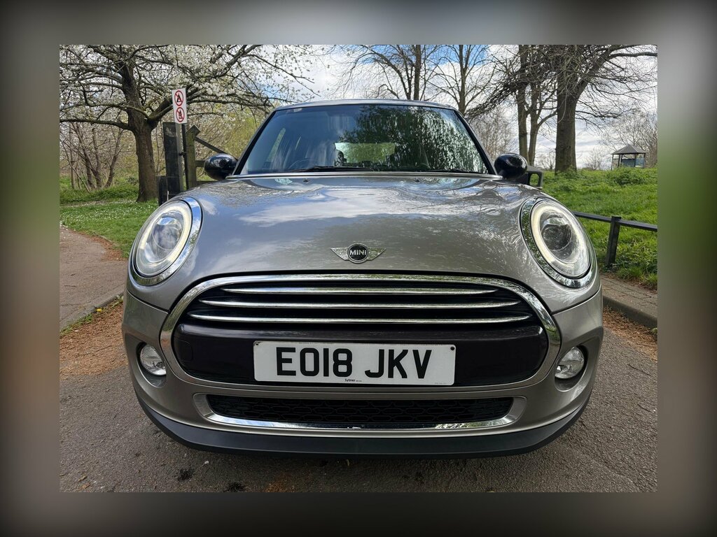Mini Hatch 1.5 Cooper Hatchback Steptronic Euro 6 EO18JKV Silver #4