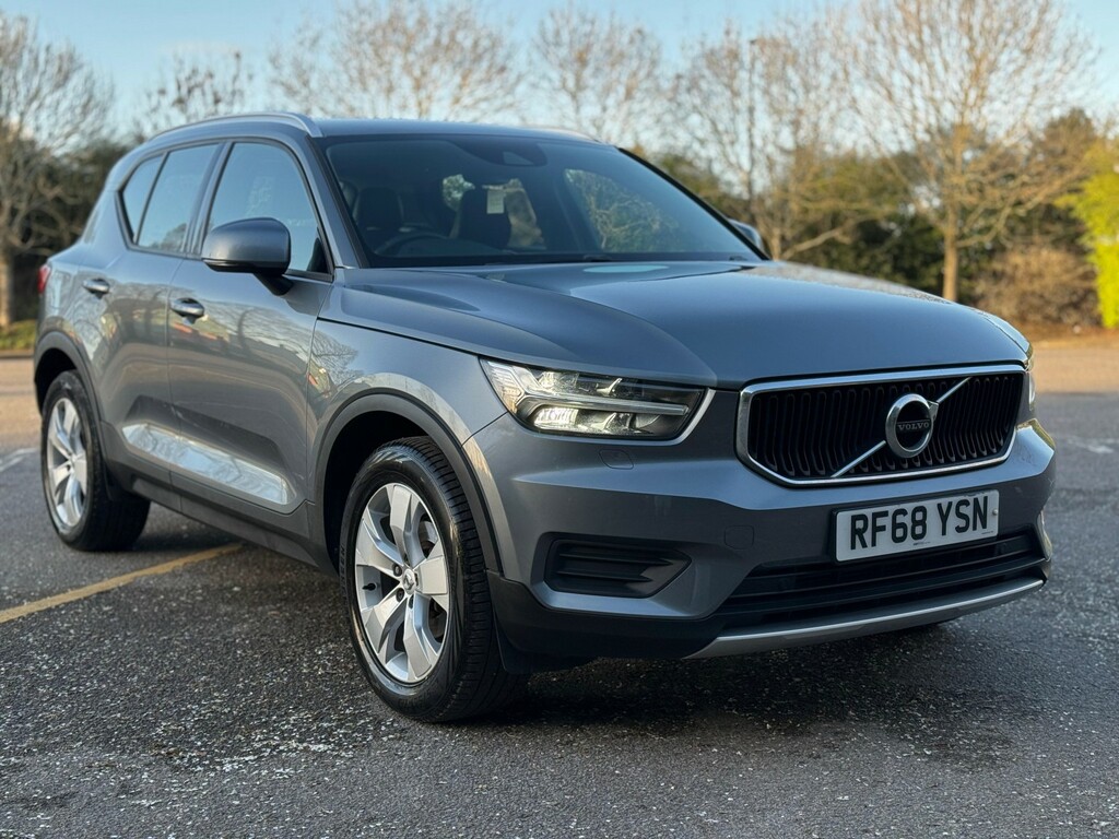 Volvo XC40 2.0 Momentum D3 2019 RF68YSN Grey #2