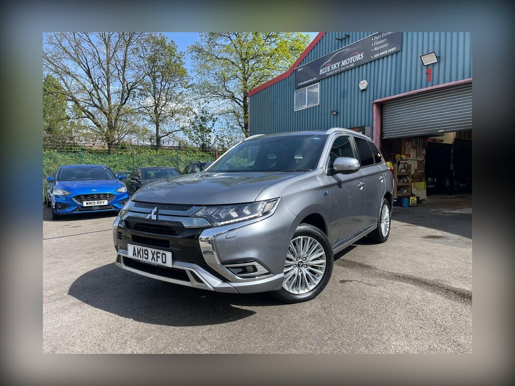 Mitsubishi Outlander 2.4H Twinmotor 13.8Kwh 4H Cvt 4Wd Euro 6 Ss Grey
