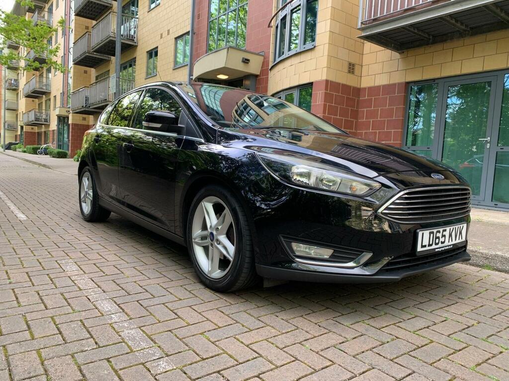 Ford Focus 1.0T Ecoboost Titanium Euro 6 Ss 201565 Black