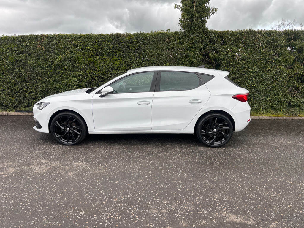 Seat Leon 2.0 Tdi Se Dynamic SRZ7980 White #6