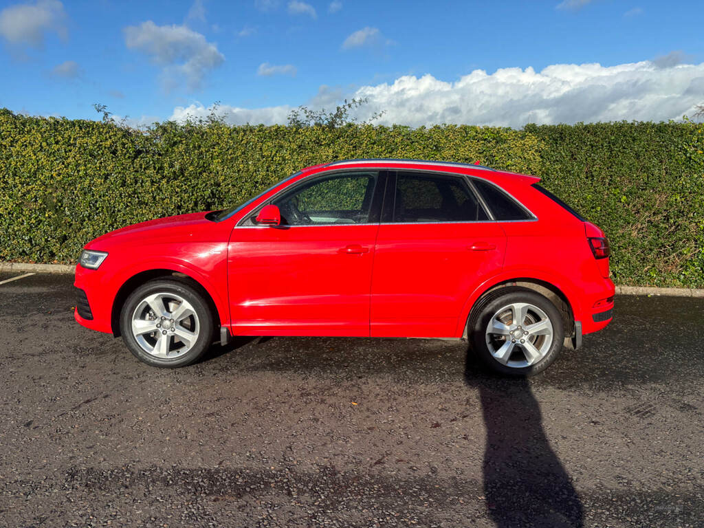 Audi Q3 2.0 Tdi S Line HHZ151 Red #5