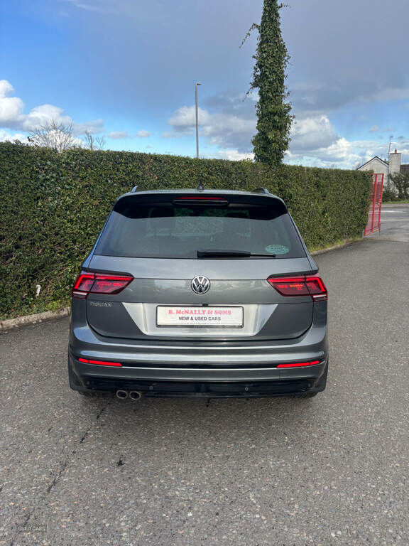 Volkswagen Tiguan 2.0 Tdi 150 R-line Tech Dsg LP69KBY Grey #4