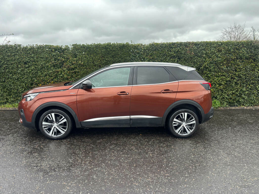 Peugeot 3008 1.5 Bluehdi Gt Line DYZ5418 Brown #3