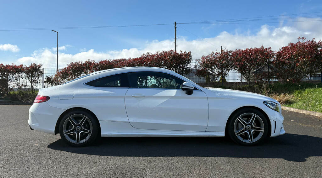 Mercedes-Benz C Class C200 Amg Line 9G-tronic WA19NZN White #2
